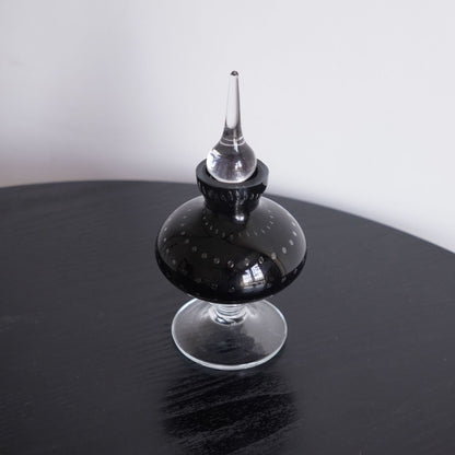 Sculptural glass diffuser bottle in black or yellow, 100ml - source image 8