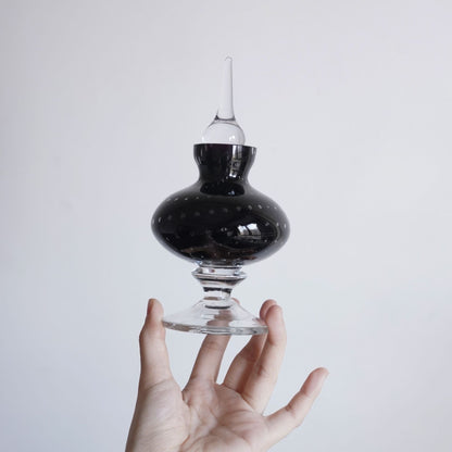 Sculptural glass diffuser bottle in black or yellow, 100ml - Black