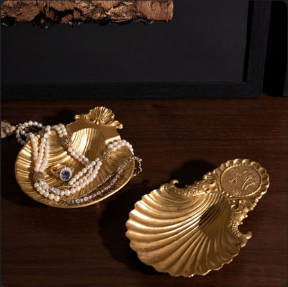 The Golden Shell Tray